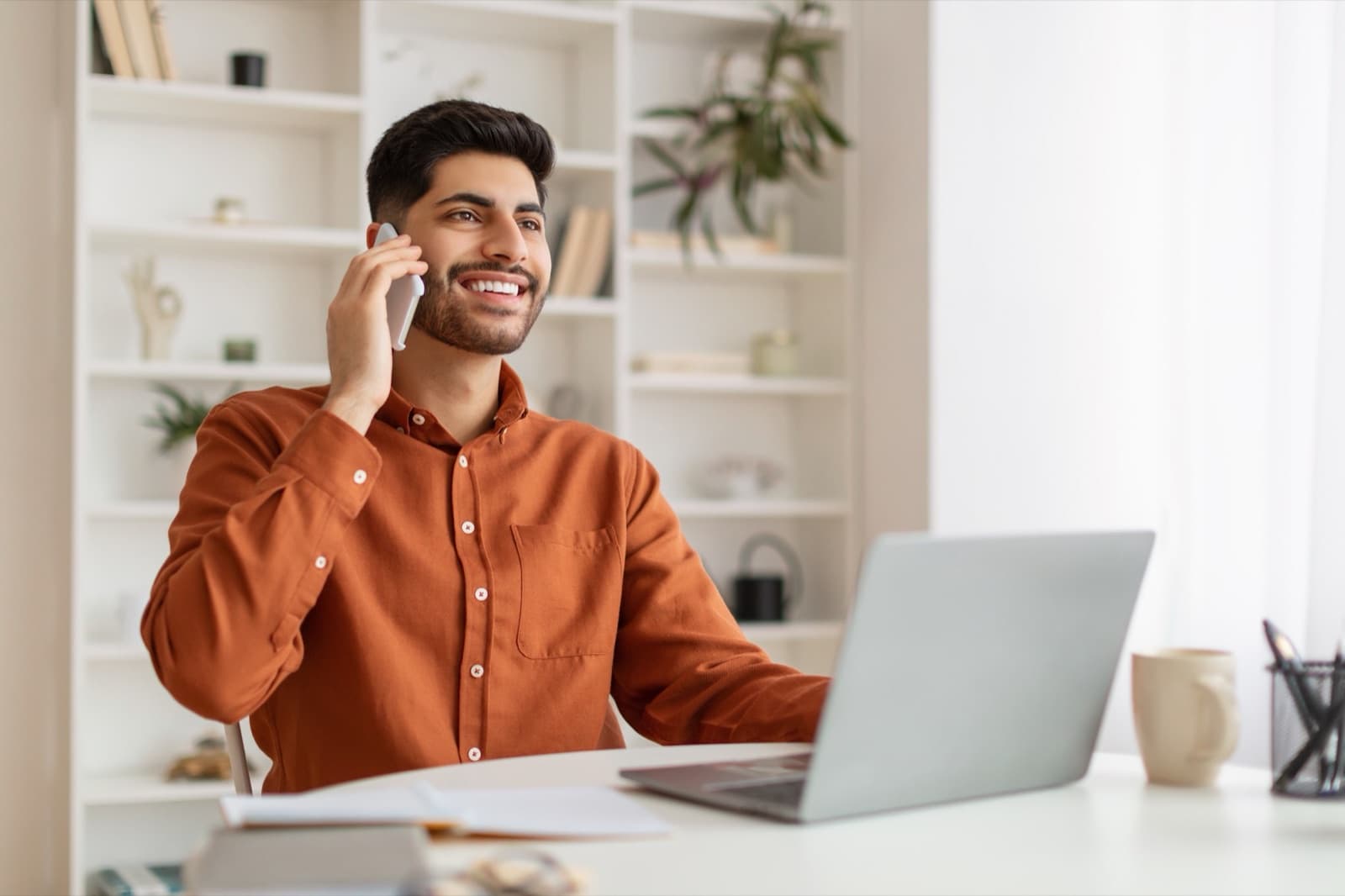 A will specialist on the phone